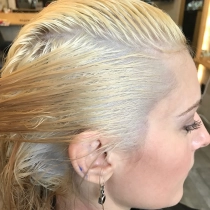 How to bleach dark bases