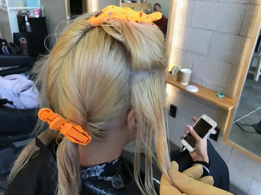 7 Toners for level 8 Blonde Hair - Ugly Duckling