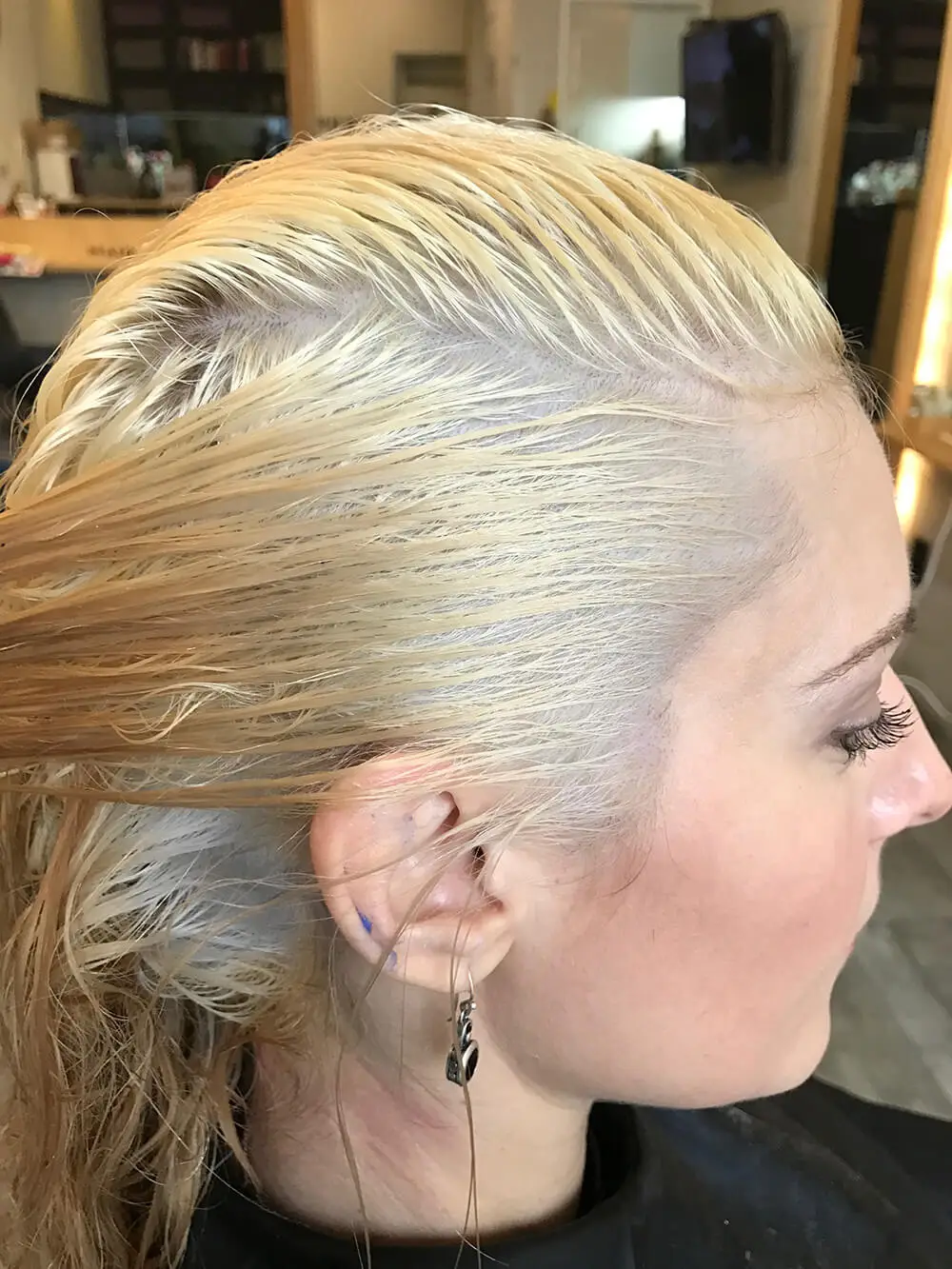 How to tone yellow hair up color