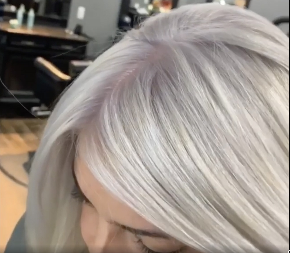 How to get Black Roots Blonde - Ugly Duckling How to get Black Roots Blonde - Ugly Duckling