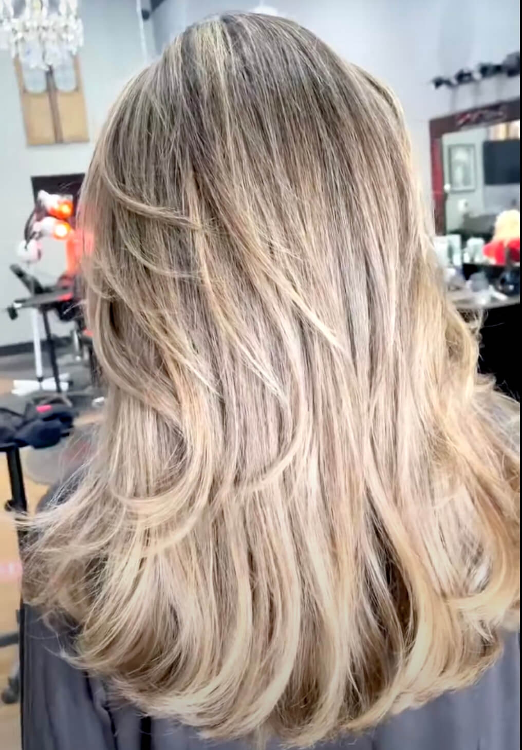 40 Pretty Hair Styles with Highlights and Lowlights : Partial blonde with  smoky roots & silver mist ends